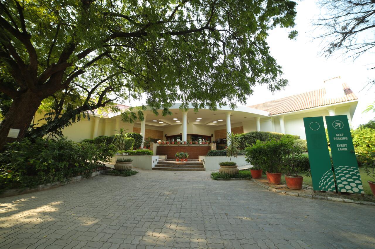 Club Mahindra Kensville Ahmedabad Exterior photo